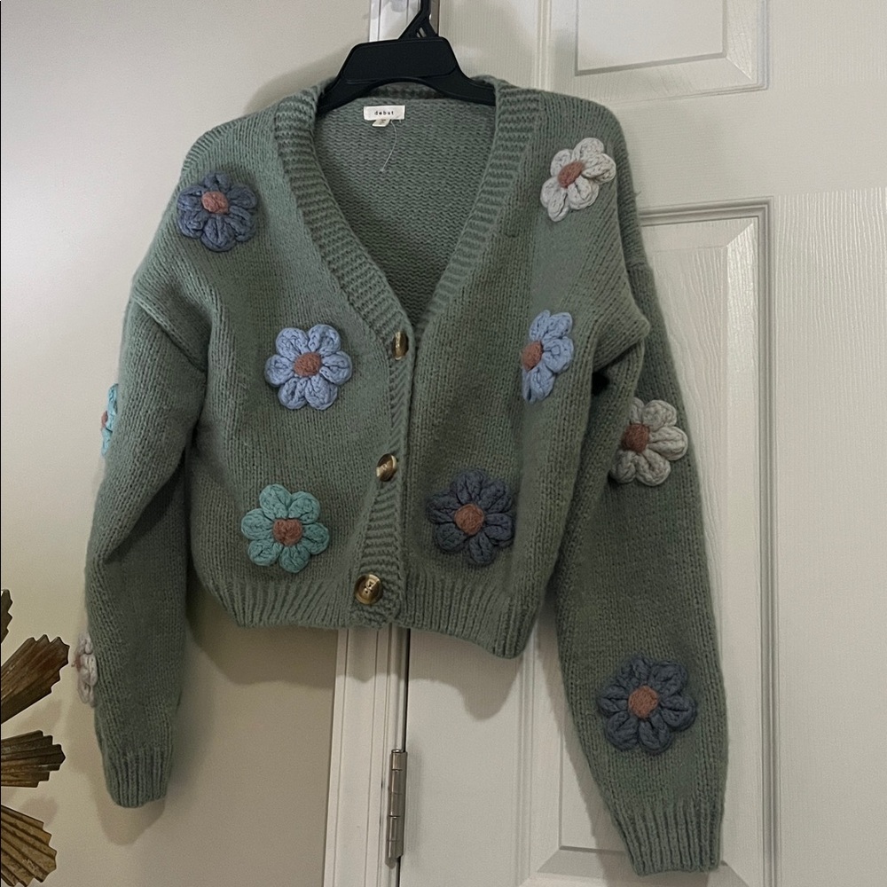 Flower sweater cardigan debut